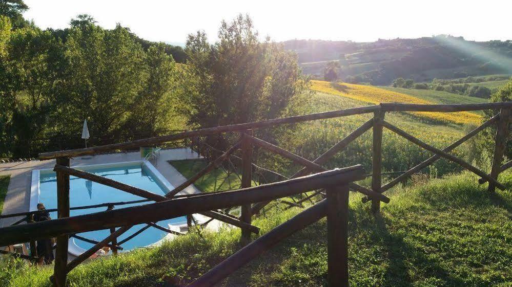 דירות Grutti Agriturismo Bio Tra Cielo E Terra מראה חיצוני תמונה
