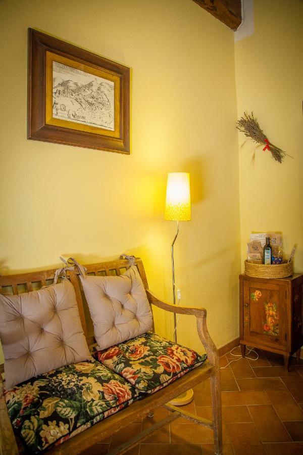 דירות Grutti Agriturismo Bio Tra Cielo E Terra מראה חיצוני תמונה