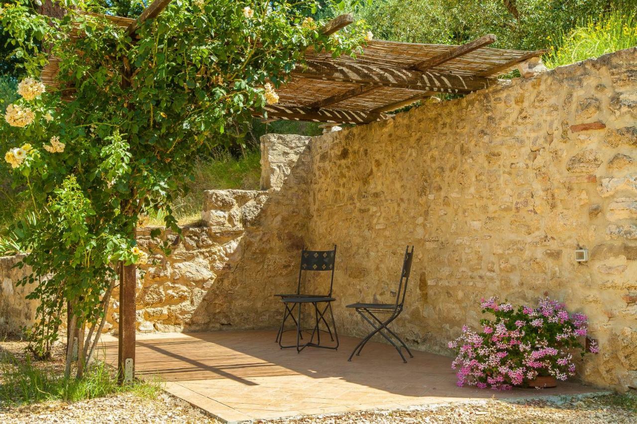 דירות Grutti Agriturismo Bio Tra Cielo E Terra מראה חיצוני תמונה